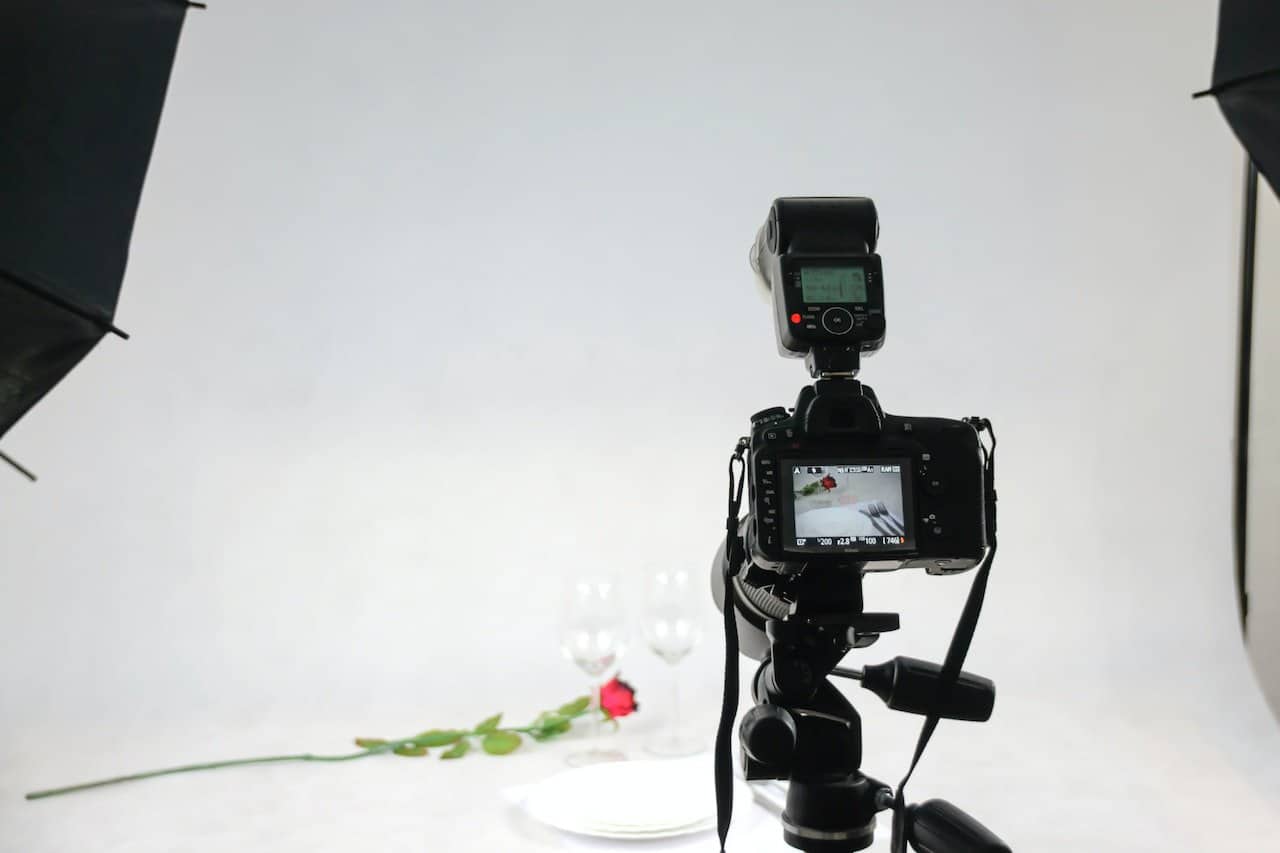 Fotograf czy kamerzysta na ślub – na kogo postawić?
