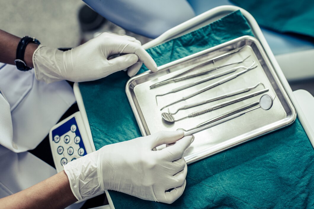 Jak skuteczna sterylizacja narzędzi dentystycznych z pomocą zgrzewarek wpływa na bezpieczeństwo pacjentów